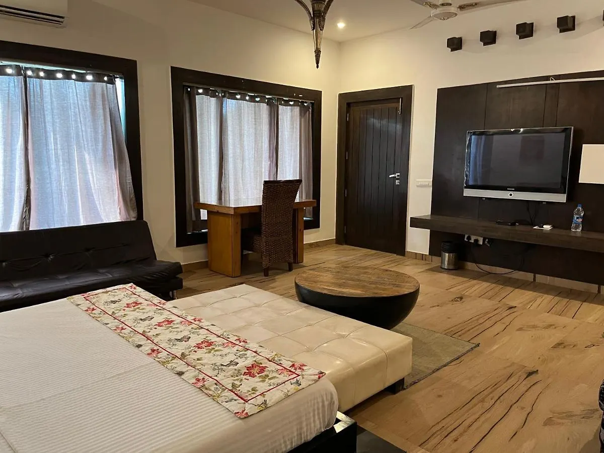 ***  Aakritii Hotels Gurgaon India